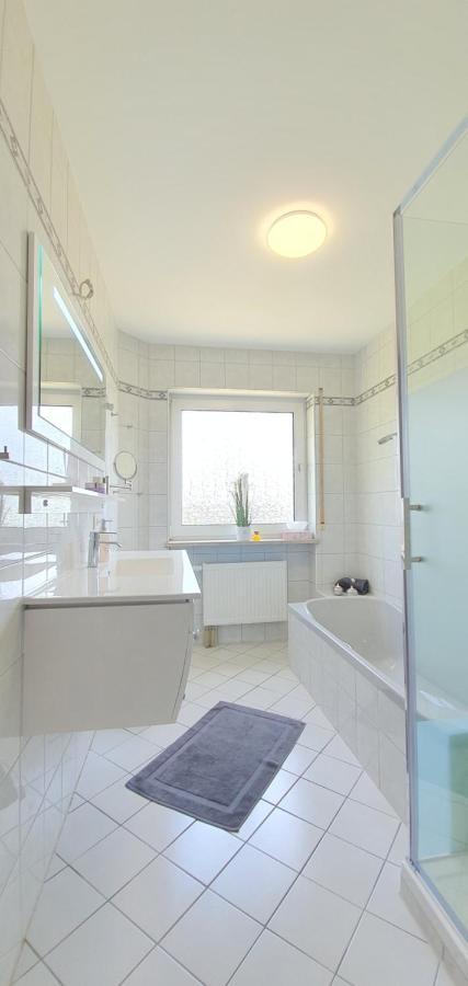Moderne Ferienwohnung Mit Eigenem Garten Und Traumhaften Blick Wilhelmsthal Exterior foto